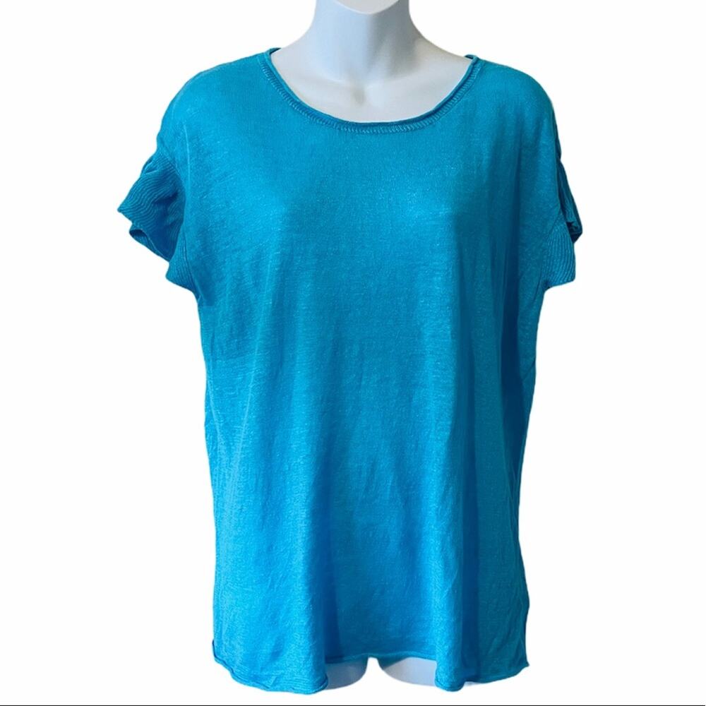 Tori Richard short flutter sleeve blue linen top